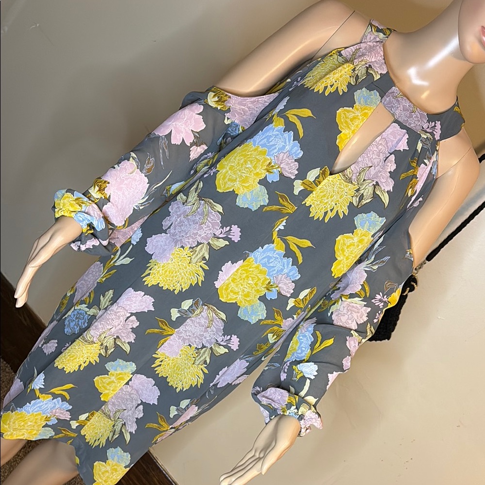 New York & Company Cold Shoulder Sheath Dress in Yellow and Blue